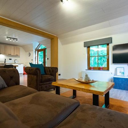 Bills Lodge, Le Plaisir De La Riviere A 2 Minutes Du Centre! La-Roche-en-Ardenne Ngoại thất bức ảnh